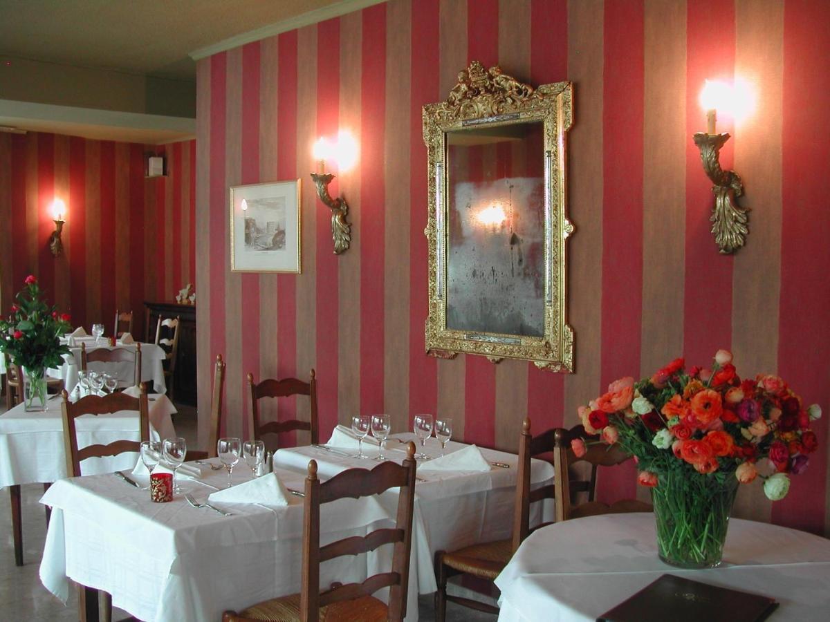 Les Echevins Hotell Tarascon Eksteriør bilde