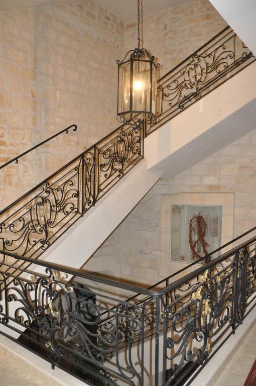 Les Echevins Hotell Tarascon Eksteriør bilde